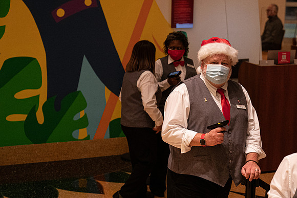 20211217_Mural Adrienne Arsht Christmas Dianne_Reeves Councert_DSC5806