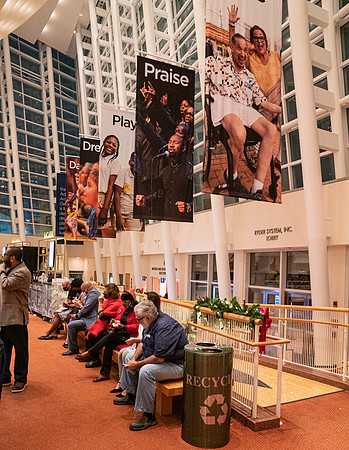20211217_Mural Adrienne Arsht Christmas Dianne_Reeves Councert_DSC5833