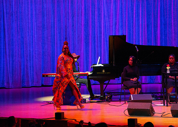 20220114_Ledisi_Sings_Nima_DSC5156