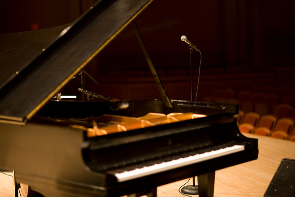 2027_DG_Jazz_Roots_Piano_Latino_Art_Center_Miami_FL_5L8Y1657