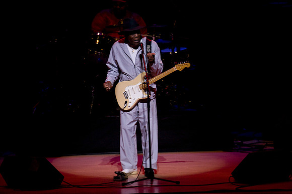 11062009_The_Blues__A0M0362