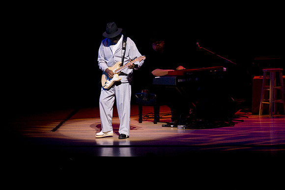 11062009_The_Blues__A0M1128