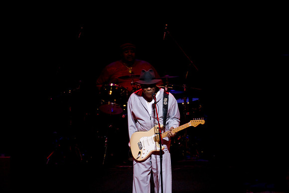 11062009_The_Blues__A0M0358