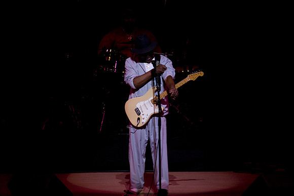 11062009_The_Blues__A0M1210