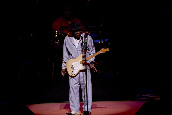 11062009_The_Blues__A0M0364