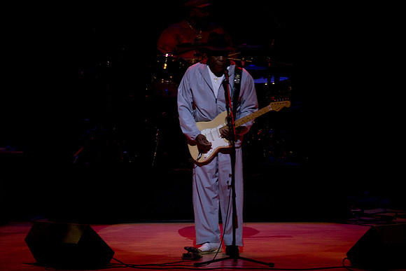 11062009_The_Blues__A0M0354