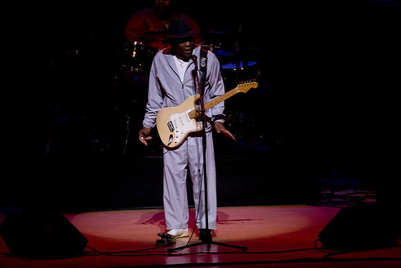 11062009_The_Blues__A0M0363