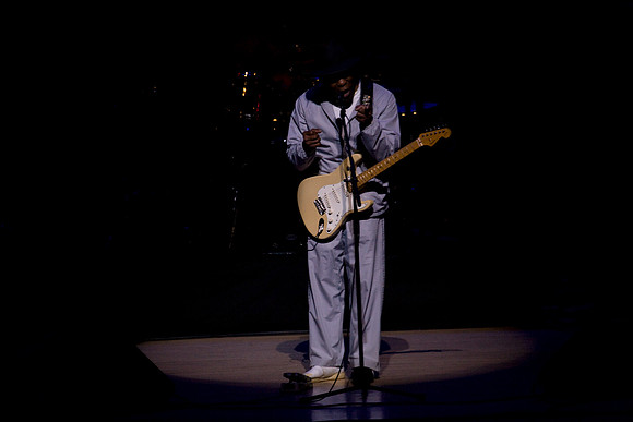 11062009_The_Blues__A0M0468