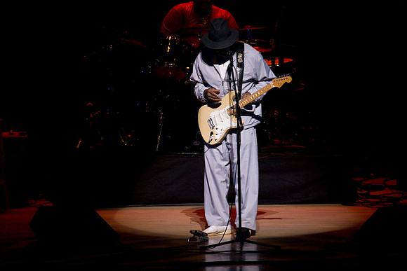 11062009_The_Blues__A0M1146
