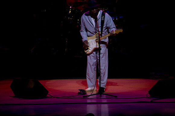 11062009_The_Blues__A0M0334