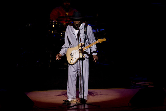 11062009_The_Blues__A0M0368