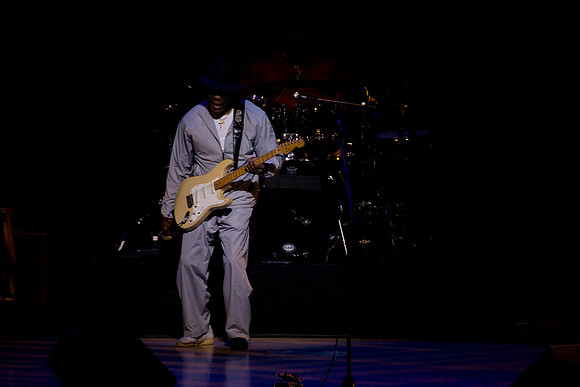 11062009_The_Blues__A0M0410