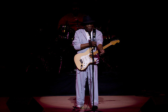 11062009_The_Blues__A0M1207