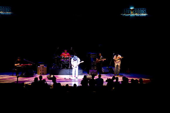 11062009_The_Blues__A0M0319