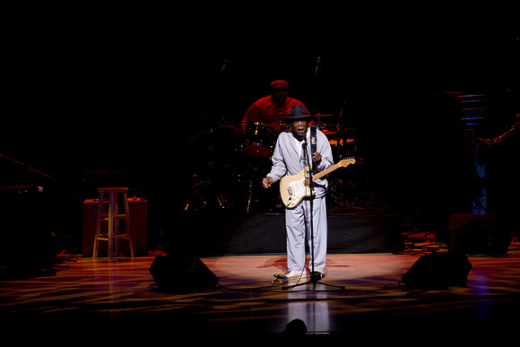 11062009_The_Blues__A0M1153