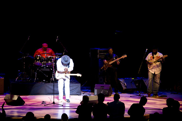 11062009_The_Blues__A0M0318