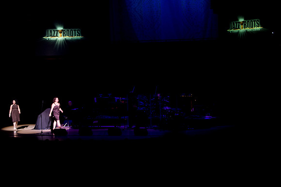 20100115_Jazz_Roots_The_Vocalese_Adrianne_Arsht_Center_Miami_FL_5L8Y3354