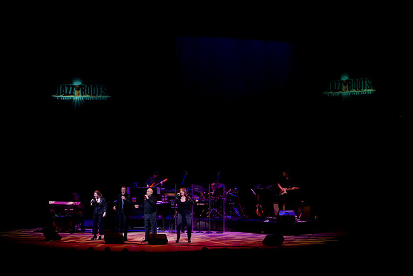 20100115_Jazz_Roots_The_Vocalese_Adrianne_Arsht_Center_Miami_FL_5L8Y3587