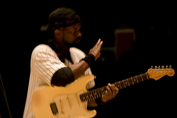 11062009_The_Blues_ZV4N1415