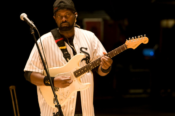 11062009_The_Blues_ZV4N1389