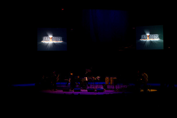 2029_DG_Jazz_Roots_Piano_Latino_Art_Center_Miami_FL_ZV4N0512