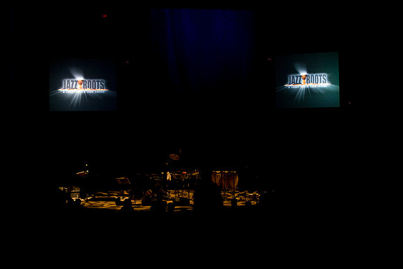 2029_DG_Jazz_Roots_Piano_Latino_Art_Center_Miami_FL_ZV4N0472