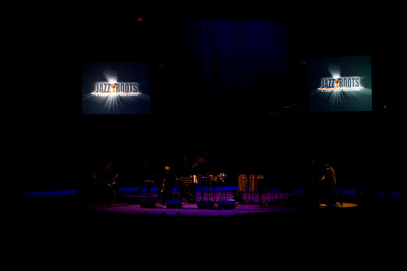 2029_DG_Jazz_Roots_Piano_Latino_Art_Center_Miami_FL_ZV4N0511