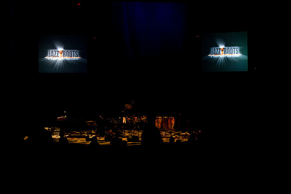2029_DG_Jazz_Roots_Piano_Latino_Art_Center_Miami_FL_ZV4N0469