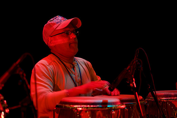 2011_DG_Jazz_Roots_Piano_Latino_Art_Center_Miami_FL_5L8Y0712