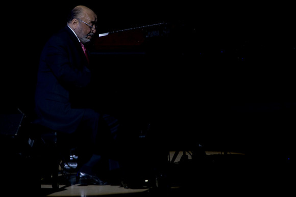 2028_DG_Jazz_Roots_Piano_Latino_Art_Center_Miami_FL_5L8Y3057