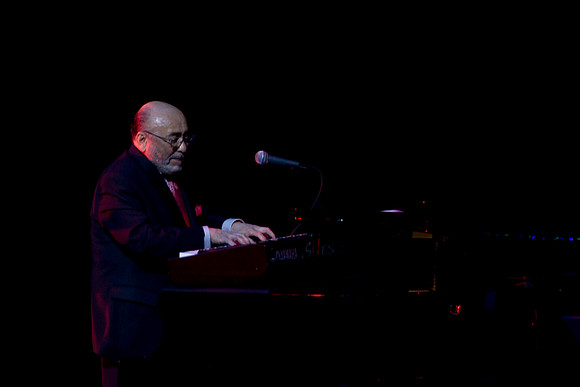 2028_DG_Jazz_Roots_Piano_Latino_Art_Center_Miami_FL_5L8Y3394
