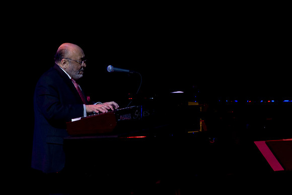 2028_DG_Jazz_Roots_Piano_Latino_Art_Center_Miami_FL_5L8Y3110
