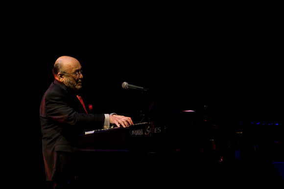 2028_DG_Jazz_Roots_Piano_Latino_Art_Center_Miami_FL_5L8Y3512