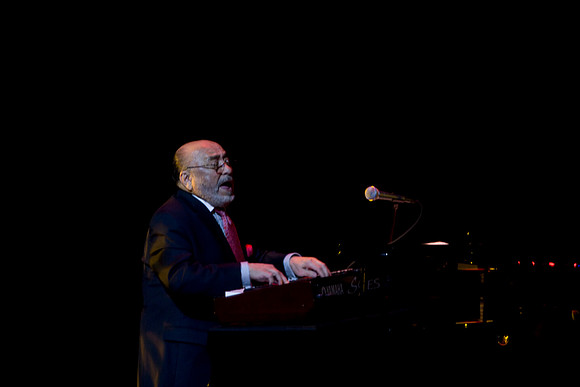 2028_DG_Jazz_Roots_Piano_Latino_Art_Center_Miami_FL_5L8Y3617