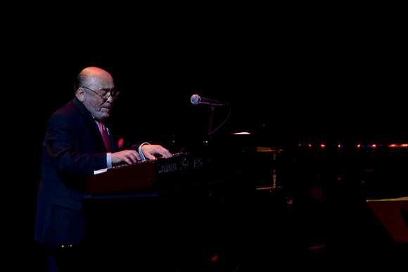 2028_DG_Jazz_Roots_Piano_Latino_Art_Center_Miami_FL_5L8Y3633