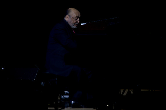 2028_DG_Jazz_Roots_Piano_Latino_Art_Center_Miami_FL_5L8Y3044