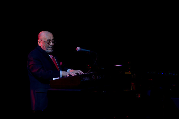 2028_DG_Jazz_Roots_Piano_Latino_Art_Center_Miami_FL_5L8Y3396