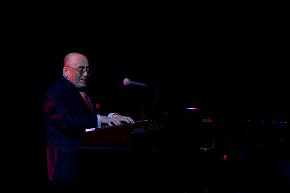 2028_DG_Jazz_Roots_Piano_Latino_Art_Center_Miami_FL_5L8Y3400