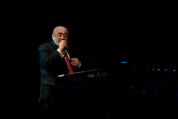 2028_DG_Jazz_Roots_Piano_Latino_Art_Center_Miami_FL_5L8Y3534