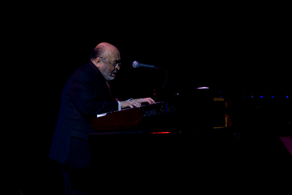 2028_DG_Jazz_Roots_Piano_Latino_Art_Center_Miami_FL_5L8Y3100