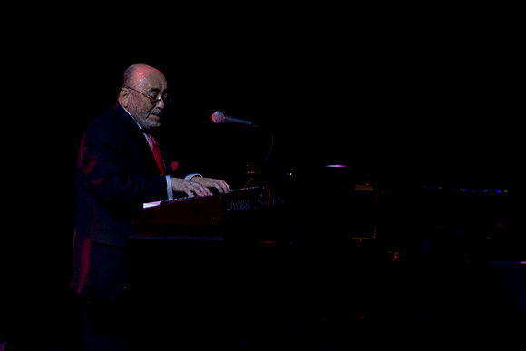2028_DG_Jazz_Roots_Piano_Latino_Art_Center_Miami_FL_5L8Y3409