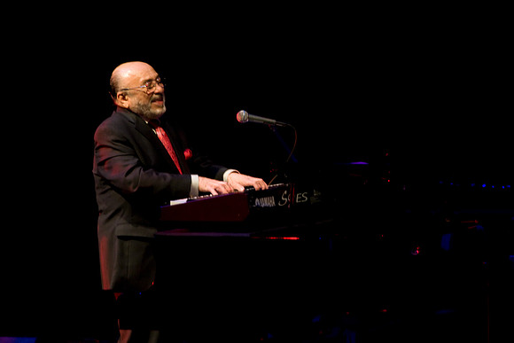 2028_DG_Jazz_Roots_Piano_Latino_Art_Center_Miami_FL_5L8Y3507