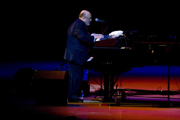 2027_DG_Jazz_Roots_Piano_Latino_Art_Center_Miami_FL_A0M3133