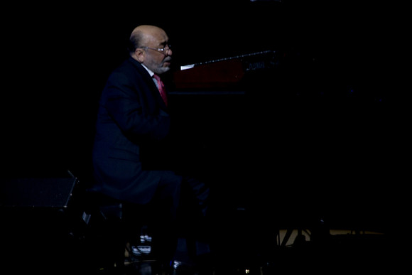2028_DG_Jazz_Roots_Piano_Latino_Art_Center_Miami_FL_5L8Y3071