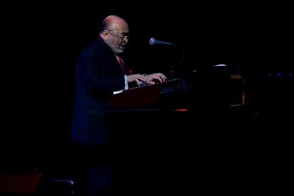 2028_DG_Jazz_Roots_Piano_Latino_Art_Center_Miami_FL_5L8Y3105