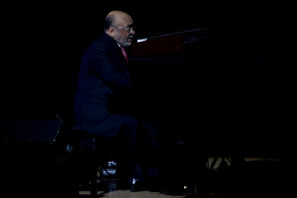 2028_DG_Jazz_Roots_Piano_Latino_Art_Center_Miami_FL_5L8Y3074