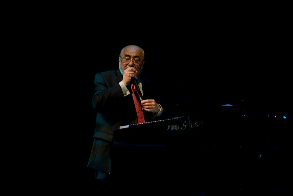 2028_DG_Jazz_Roots_Piano_Latino_Art_Center_Miami_FL_5L8Y3526