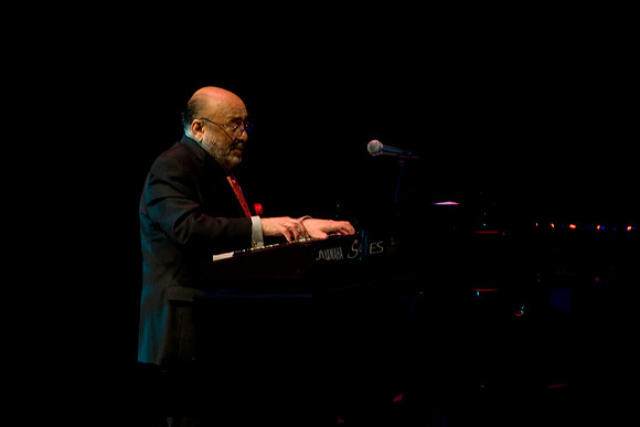2028_DG_Jazz_Roots_Piano_Latino_Art_Center_Miami_FL_5L8Y3543