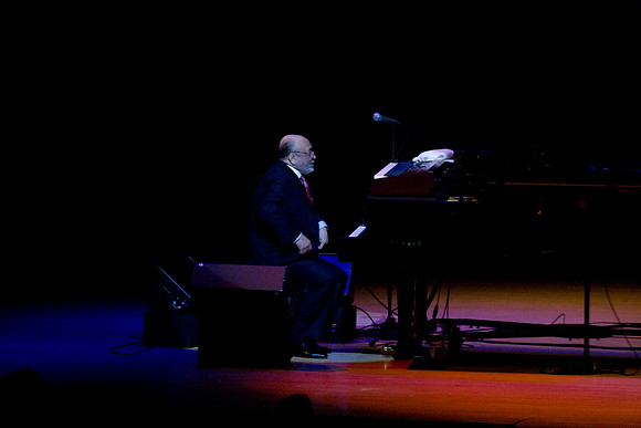 2027_DG_Jazz_Roots_Piano_Latino_Art_Center_Miami_FL_A0M3180
