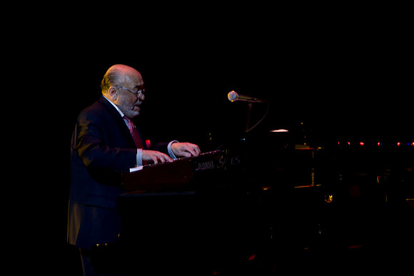 2028_DG_Jazz_Roots_Piano_Latino_Art_Center_Miami_FL_5L8Y3621